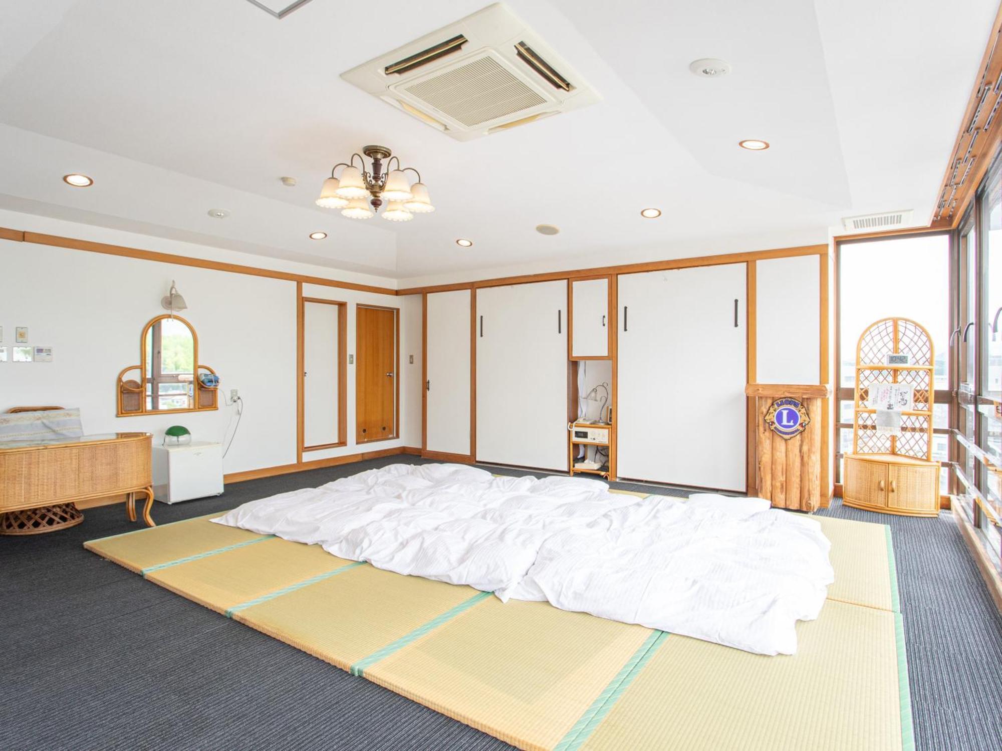 Tabist New World Hotel Kagoshima Kanoya Zewnętrze zdjęcie